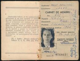 1954-1959 Román szakszervezeti tagsági igazolvány, rengeteg tagdíjbélyeggel + román bizonyítvány