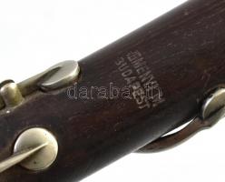 Reményi M. Budapest jelzésű régi fa klarinét, fém billentyűkkel és kupakkal, hiányos, papírtokban, h...