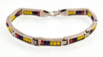 Ezüst(Ag) gyöngyökkel díszített karkötő, jelzett, h: 18,5 cm, bruttó: 13,96 g