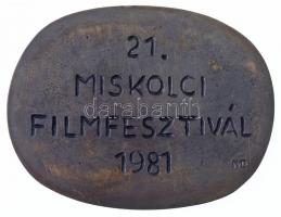 1981. "21. Miskolci Filmfesztivál 1981" kétoldalas, öntött Br emlékplakett eredeti tokban....