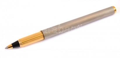Cartier golyóstoll, eredeti dobozába, leírással, jó állapotban, h: 13,5 cm