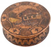 Bizsu tétel (fülbevalók, mandzsetta pár, bross stb.) fa dobozban, doboz d. 12 cm, m: 4 cm + bizsu té...