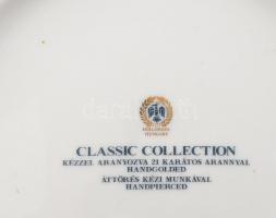 Hollóházi, áttört virág mintás tál. Kézi aranyozással, jelzett, kis kopással d: 20 cm