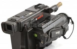 Bauer Bosch VCC 816 AF 8 mm videokamera, tartozékaival, használt állapotban, fém tartó bőröndben, ne...