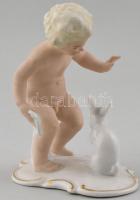 Schaubachkunst porcelán kisfiú myuszival, kézzel festett, jelzett, kis kopásnyomokkal, m: 13,5 cm