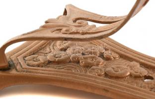 Szecessziós stílusú fém lámpa, m: 33,5 cm