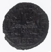 Római Birodalom / Siscia / Constans 347-348. AE3 Cu (1,77g) T:2,2-
Roman Empire / Siscia / Constans...
