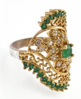 Aranyozott ezüst(Ag) gyűrű, zöld kövekkel, jelzett, méret: 51, bruttó: 9,83 g