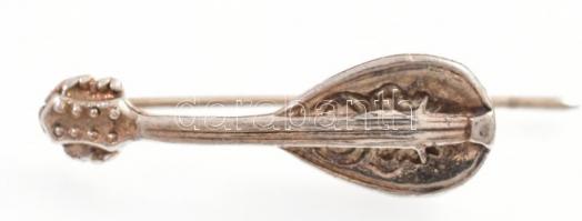 Ezüst(Ag) mandolin kitűző, jelzett, h: 3,3 cm, nettó: 5,83 g