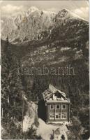 1953 Tátra, Magas-Tátra, Vysoké Tatry; Bilíkova chata pod Hrebienkom / Bilík menedékház a Tarajka alatt / chalet, tourist house (vágott / cut)