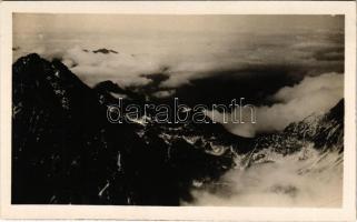 Tátra, Magas-Tátra, Vysoké Tatry; Gerlachovsky stít. Pohledy s letadla / Gerlachfalvi-csúcs, légi felvétel / aerial view, mountain peaks