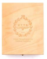 A Ferencz József Földalatti Villamos Vasút (Millenniumi Földalatti) eredeti, 1896-os beépítésű színs...