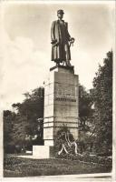 Kassa, Kosice; Pomník gen. Dr. M. R. Stefánika / Stefánik szobor / monument, statue (Rb)