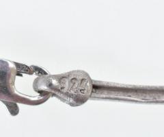 Ezüst(Ag) nyakék, apró kövekkel, jelzett, sérült, bruttó: 11,21 g