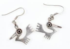 Ezüst(Ag) madaras fülbevalópár, jelzett, h: 1,8 cm, bruttó: 4,44 g