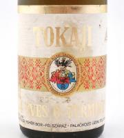 cca 1970-1980 Tokaji 4 éves Ó-Furmint, Tolcsva, Tokajhegyaljai Állami Borkombinát, bontatlan palack ...