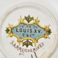 Sarreguemines XV. Louis fajansz kávéscsésze. Kézzel festett, jelzett, kis kopásokkal. d: 8 cm, 11 cm