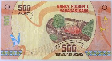 Madagaszkár 2017. 500A T:I
Madagascar 2017. 500 Ariary C:UNC