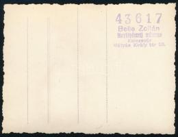 cca 1940 Repülős katonatiszt portréfotója, 8,5×6,5 cm