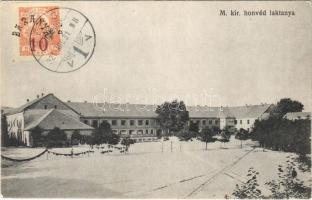 1921 Pécs, M. kir. honvéd laktanya. Kiadja Alt és Böhm