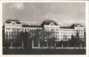 1940 Marosvásárhely, Targu Mures; Katonai alreáliskola / Hungarian military school