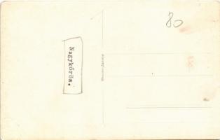 Nagykőrös, vasútállomás, gyümölcs szállítás vonatokon. photo