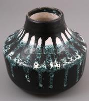 Retro mázas kerámia váza. Jelzett, kis repedéssel.belül d:17 cm, m: 13 cm