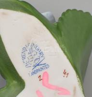 Herendi porcelán pillangó levélen, kézzel festett, jelzett, hibátlan, 7,5x6,5x5 cm