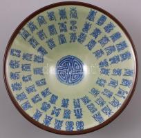 Kínai rizses tálka, kézzel festett, jelzett, mázrepedésekkel, kis kopásnyomokkal, d: 16,5 cm