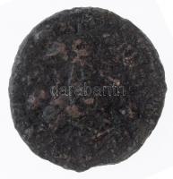 Római Birodalom / Sirmium(?) / II. Constantius 337-361. Follis Br (2,06g) T:3
Roman Empire / Sirmiu...