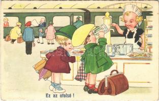 1943 Ez az utolsó! / Children art postcard, romantic couple at the railway station, drinking beer. Amag 0434.