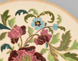 Schütz Cili virág mintás porcelán fajansz fali tál, kézzel festett, jelzett, sérült, repedésekkel, l...