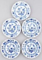 Tirschenreuth hagyma mintás porcelán kdeszertes tányérok 5 db Máz alatti kék festéssel. Jelzett, hibátlan. d: 20 cm