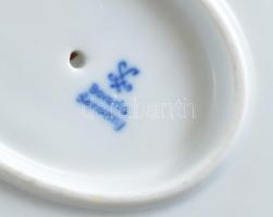 Tirschenreuth hagyma mintás szószos tál Máz alatti kék festéssel. Jelzett, hibátlan. 22 cm