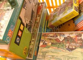 Óriási vasút modell tartozék tétel. Rengeteg épület sín, váltók, növényzet, tereptárgyak terepasztal...