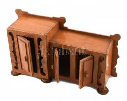 Régi babaszekrény, kopásokkal, 36×18 cm