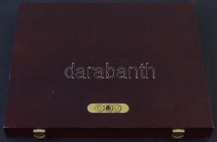 Elegáns, fából készült tárolódoboz 12 férőhellyel (55x55mm), jó állapotban