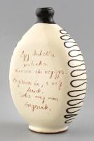 Karcagi mázas kerámia pálinkás butéla. Kézzel festett, Tőkés Kerámia jelzéssel, hibátlan, m: 17,5 cm