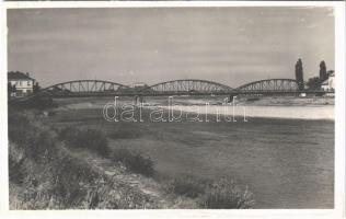 Munkács, Mukacheve, Mukacevo; Latorca híd / Latorica river bridge (ragasztónyom / glue marks)