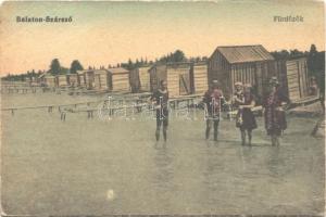 1917 Balatonszárszó, strand, fürdőzők, kabinok (EB)