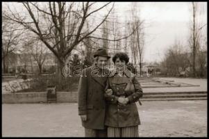 cca 1960 és 1985 között készült felvételek vegyesen, 325 db vintage NEGATÍV Magyar Alfréd budapesti ...