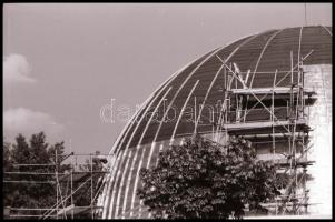 cca 1977 Budapesti Planetárium kupolája, Kalocsai Rudolf (?-?) budapesti fotóriporter és fotóművész ...