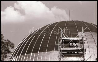 cca 1977 Budapesti Planetárium kupolája, Kalocsai Rudolf (?-?) budapesti fotóriporter és fotóművész ...