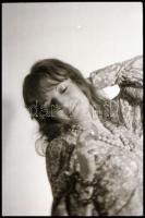 cca 1981 Egy pohár vermut oldja a gátlásokat..., Marinkay István (1920-?) veszprémi fotóművész hagya...