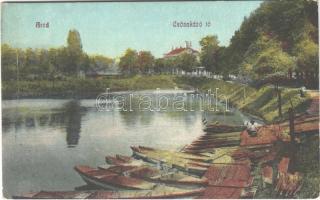 Arad, Csónakázó tó / lake with boats (EK)