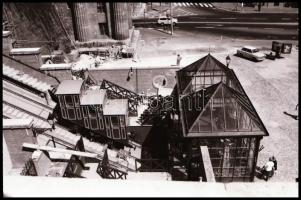 1986 Budapest, a budai sikló építése, környezeti városképpel együtt, 42 db vintage NEGATÍV, 24x36 mm