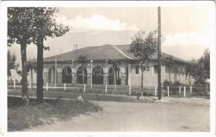 Balatonboglár, Jankovich telep üdülőhely, kaszinó épület