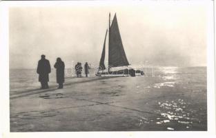 1941 Balatonkenese, Székesfővárosi Alkalmazottak segítőalapja fővárosi üdülőhely, jégvitorlázás télen