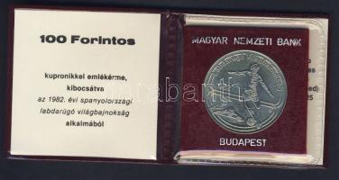 1982. 100Ft "Labdarúgó VB" T:BU Eredeti tokban, tanúsítvánnyal!