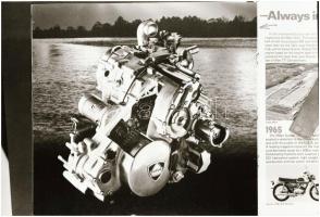 cca 1965 A Suzuki motor fejlesztéséről, a motorblokkról és gyártásról készült felvételek, 8 db NEGATÍV korabeli, ismeretlen forrásról, Kotnyek Antal (1921-1990) budapesti fotóriporter hagyatékából, 6x6 cm